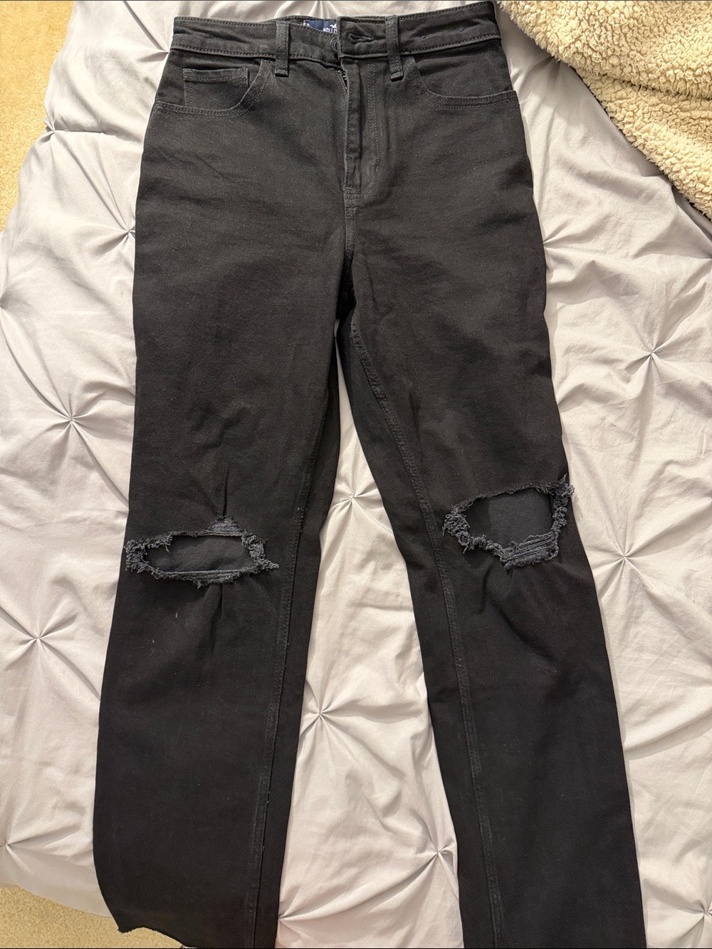 Hollister Black Straight-Leg Ripped Knee Jeans